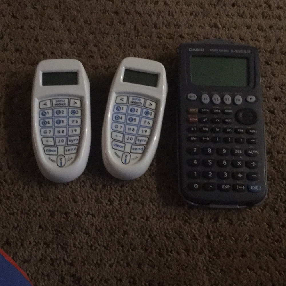 Assorted clicker and graphic calculator lot